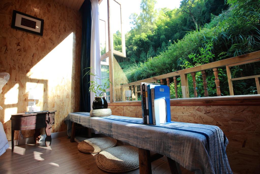 Tong Sang Art Hotel Liping Room photo