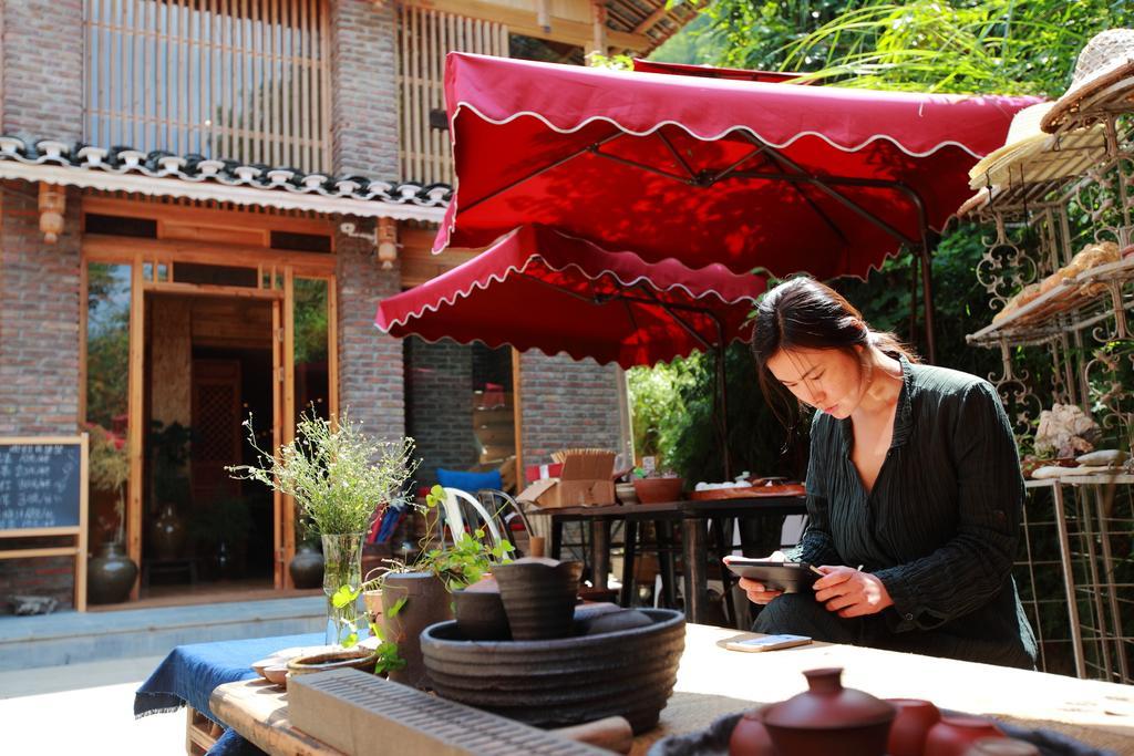 Tong Sang Art Hotel Liping Exterior photo