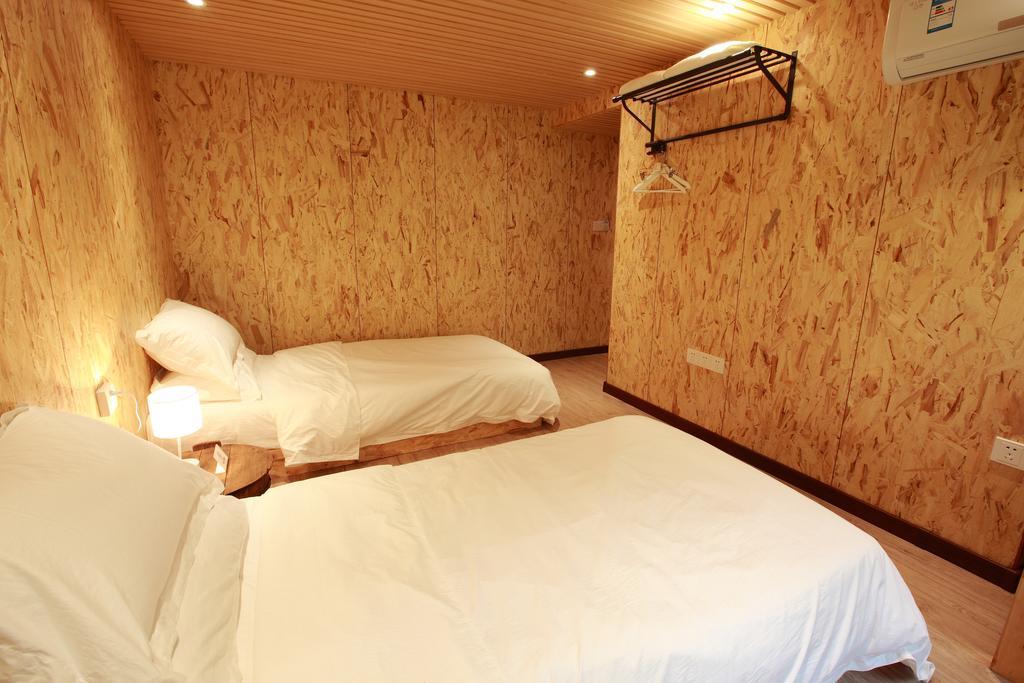 Tong Sang Art Hotel Liping Room photo